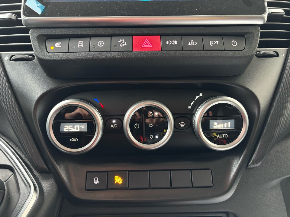 Iveco Daily 3,0 35S18 4100mm Alukasse m/lift AG8