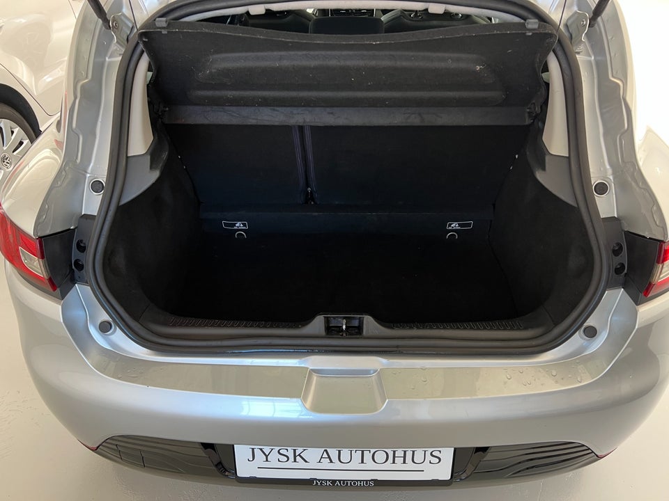 Renault Clio IV 0,9 TCe 90 Expression 5d