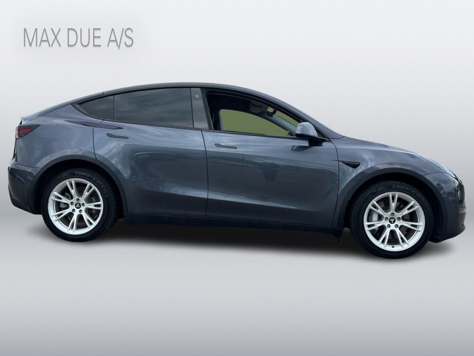 Tesla Model Y Long Range AWD 5d