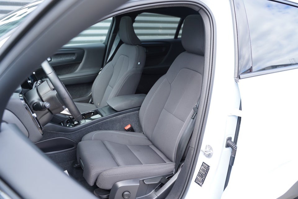 Volvo C40 ReCharge Twin Plus 5d