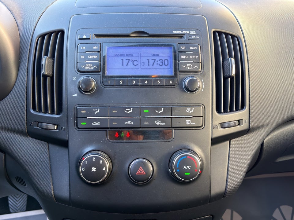 Hyundai i30 1,4 CVVT Classic CW 5d