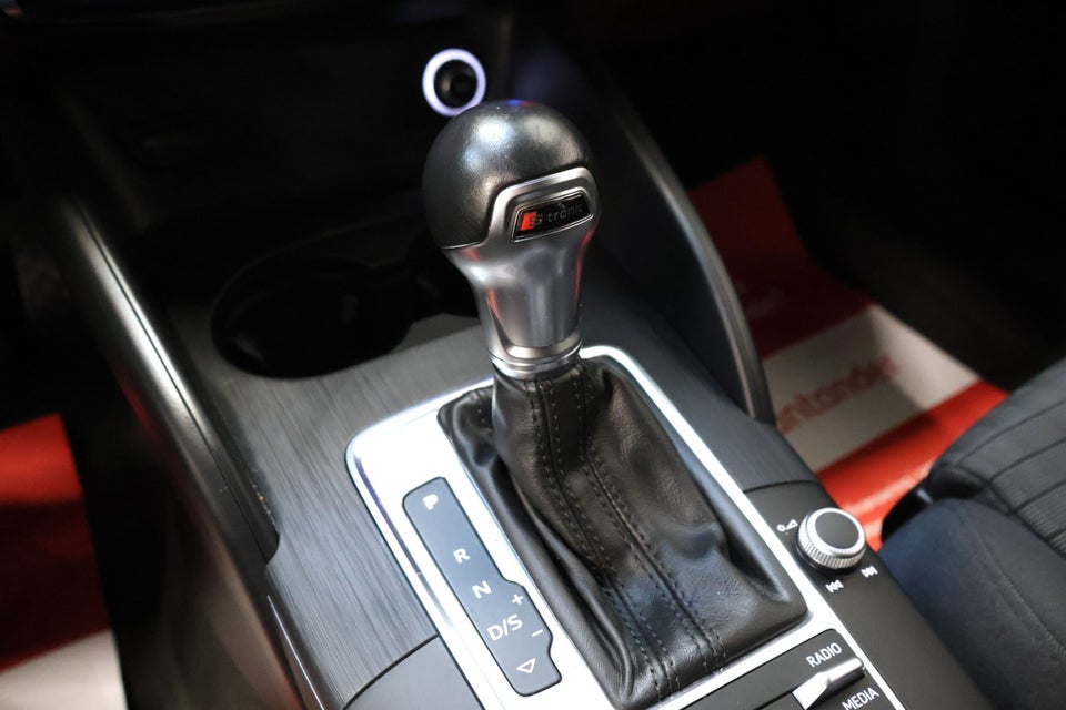 Audi A3 35 TFSi Sport Limited Sportback S-tr. 5d