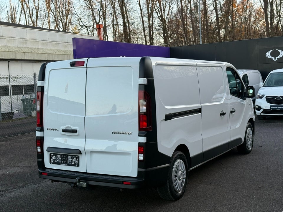 Renault Trafic T29 2,0 dCi 150 L2H1 EDC