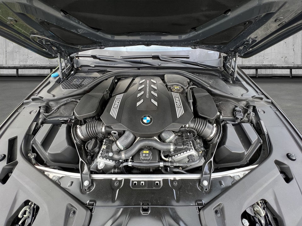 BMW M850i 4,4 Cabriolet xDrive aut. 2d