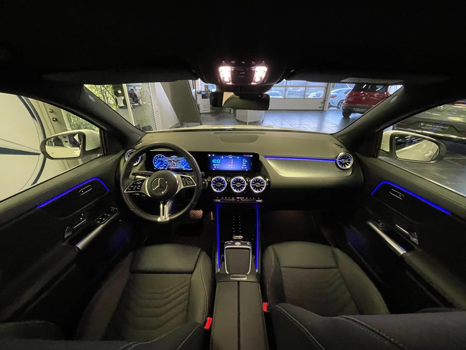 Mercedes EQA300 Progressive 4Matic 5d