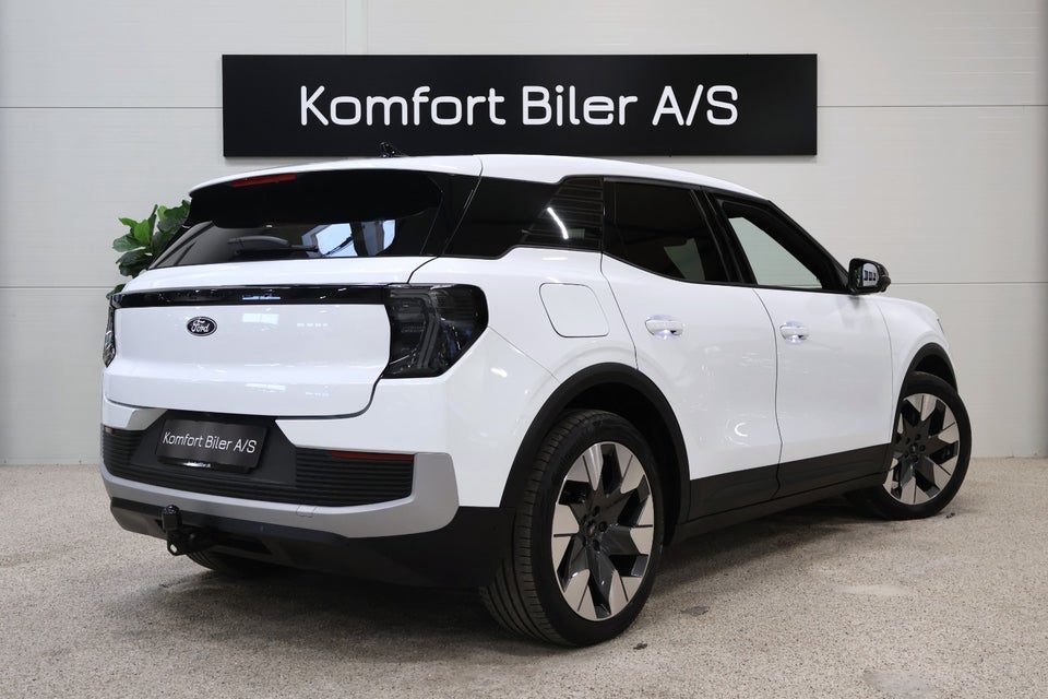 Ford Explorer 82 Premium Extended Range 5d