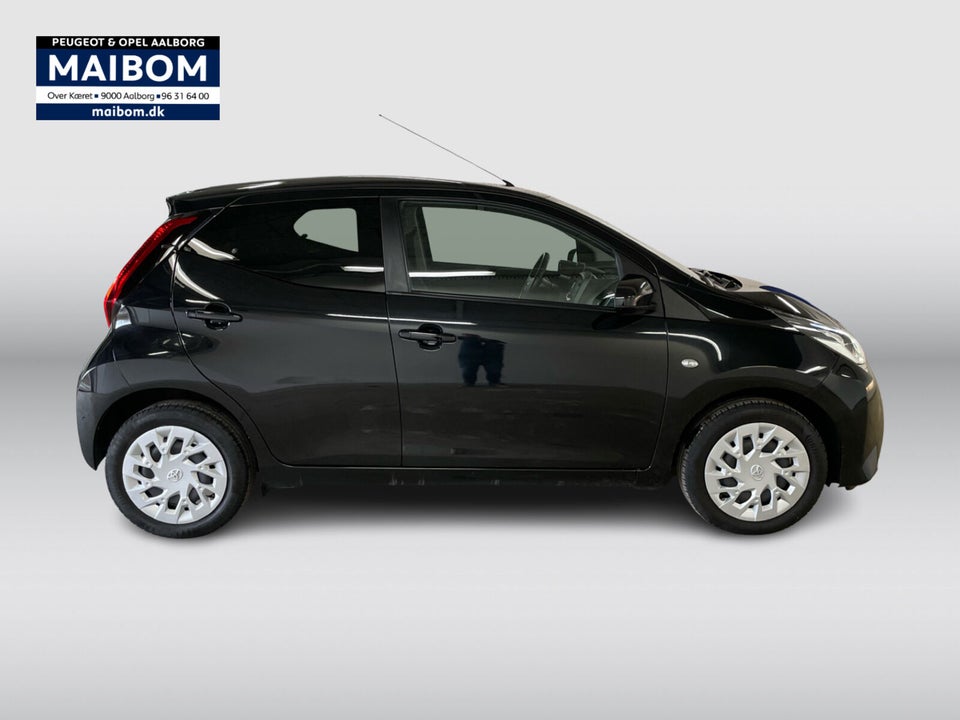 Toyota Aygo 1,0 VVT-i x-pression 5d