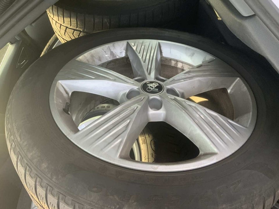 Audi Q4 e-tron 40 5d