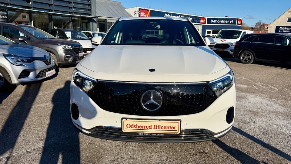 Mercedes EQA300 Progressive 4Matic 5d