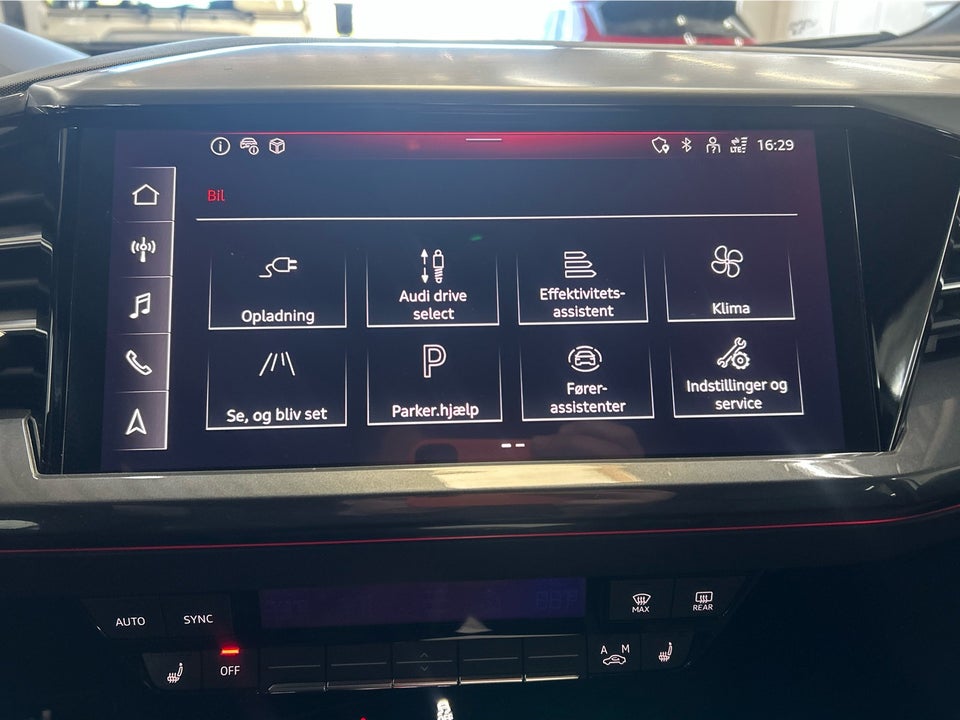 Audi Q4 e-tron 50 S-line quattro 5d