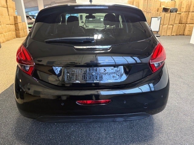 Peugeot 208 1,6 BlueHDi 100 Desire Sky 5d