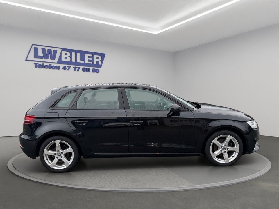 Audi A3 1,6 TDi 116 Sport Sportback S-tr. 5d