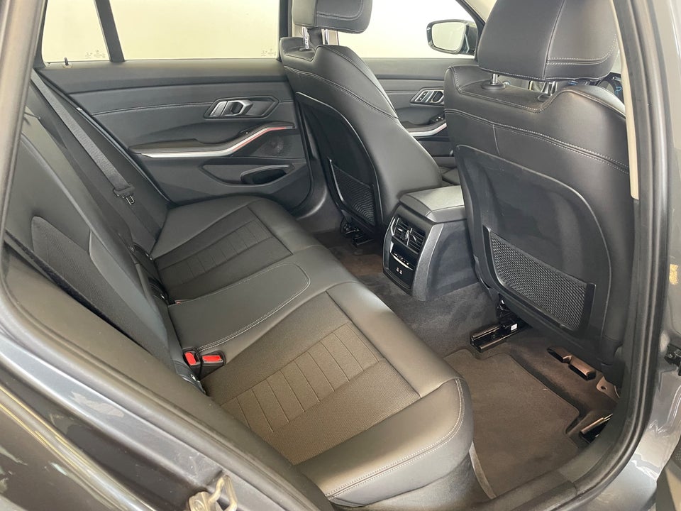 BMW 330e 2,0 Touring Sport Line aut. 5d