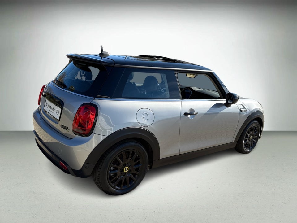 MINI Cooper SE Classic Trim 3d