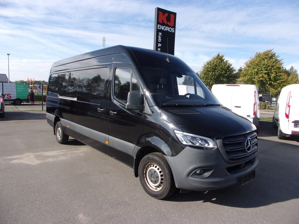Mercedes Sprinter 319 3,0 CDi A3 Kassevogn aut. RWD