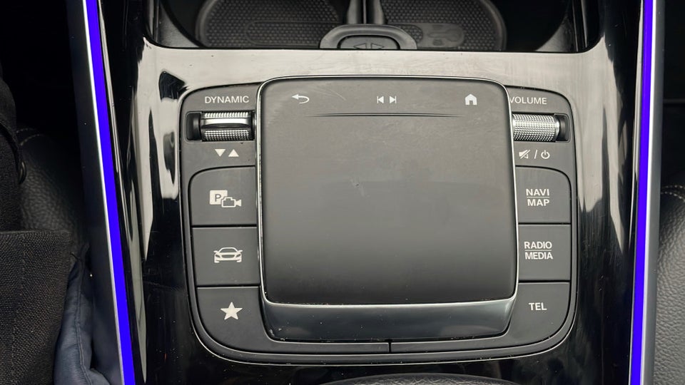 Mercedes EQB300 4Matic 5d