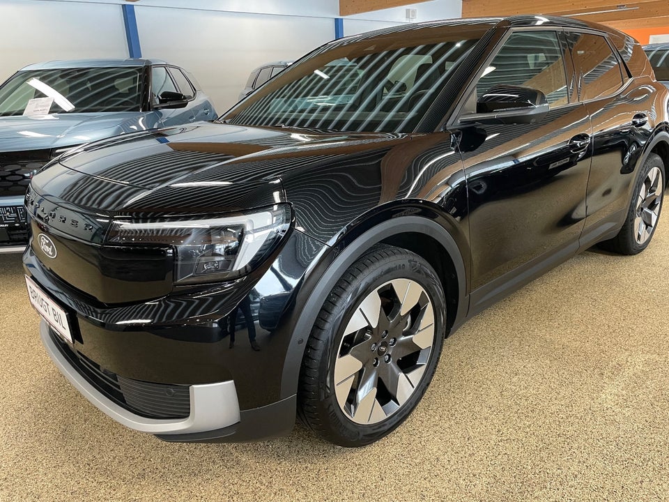 Ford Explorer 77 Premium Extended Range 5d