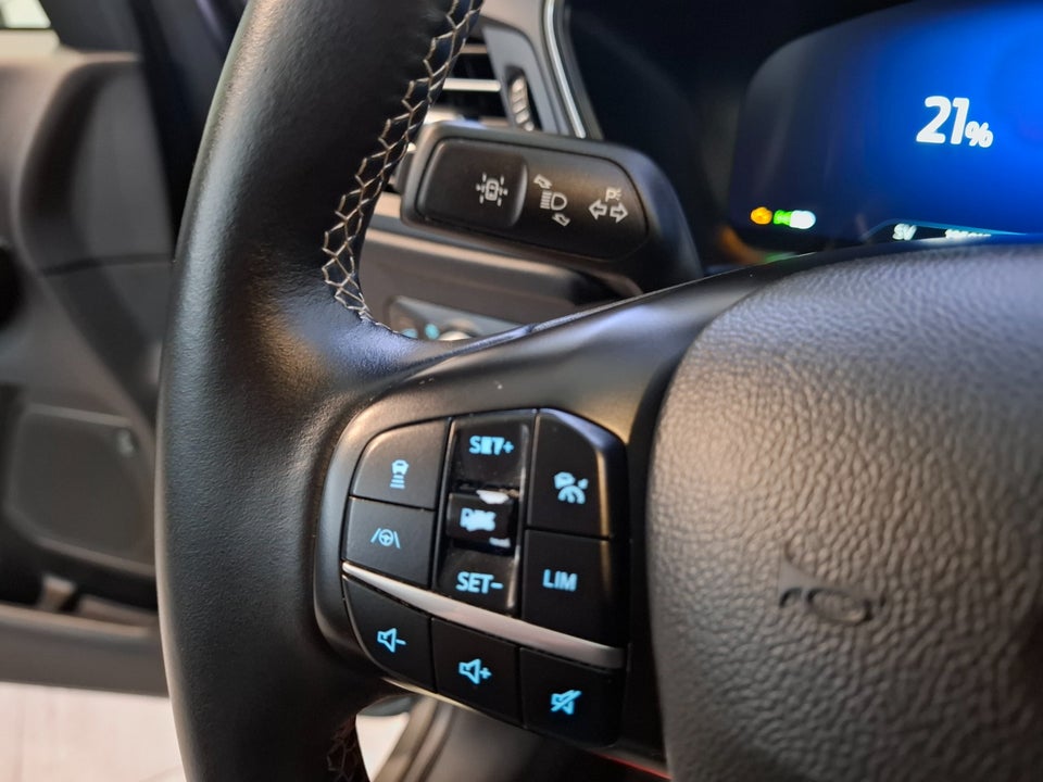 Ford Kuga 2,5 PHEV Vignale CVT 5d