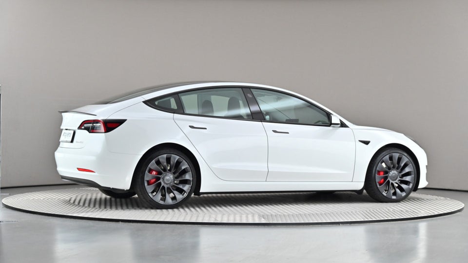 Tesla Model 3 Performance AWD 4d