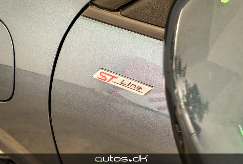 Ford Kuga 2,5 PHEV ST-Line CVT 5d