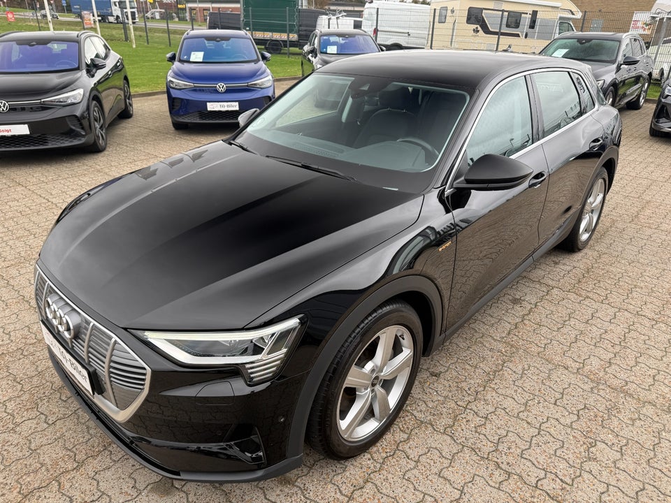 Audi e-tron 50 quattro 5d