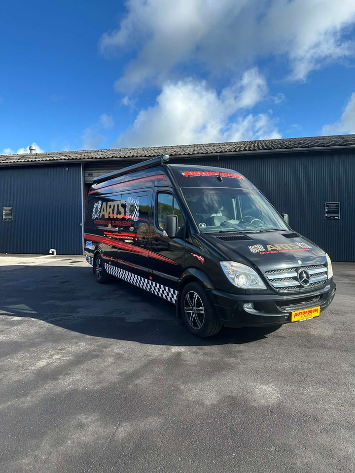Mercedes Sprinter 318 3,0 CDi R3 Kassevogn 5d