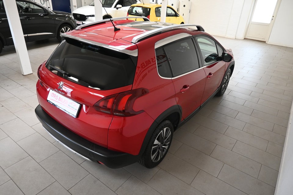 Peugeot 2008 1,6 BlueHDi 100 Allure Sky 5d