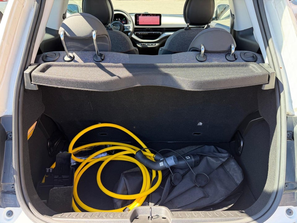 Fiat 500e 42 Icon 3d
