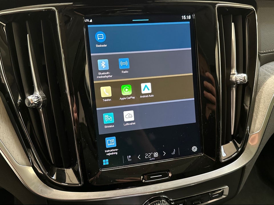 Volvo V60 2,0 T8 ReCharge Ultra aut. AWD 5d