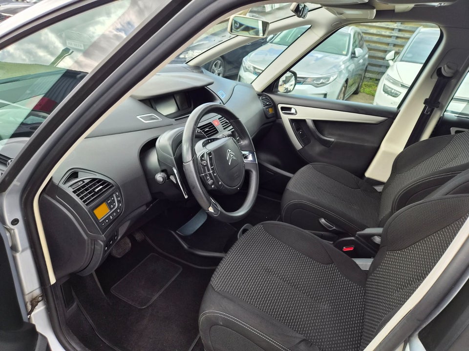 Citroën Grand C4 Picasso 1,6 e-HDi 112 Seduction E6G 7prs 5d