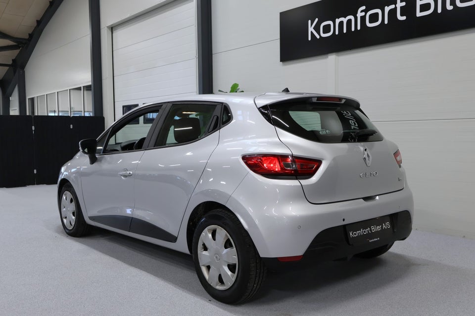 Renault Clio IV 0,9 TCe 90 Expression 5d