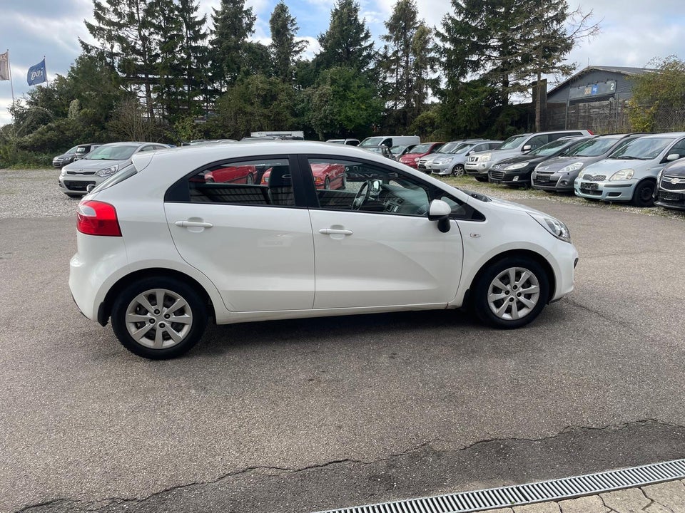 Kia Rio 1,2 CVVT Active 5d
