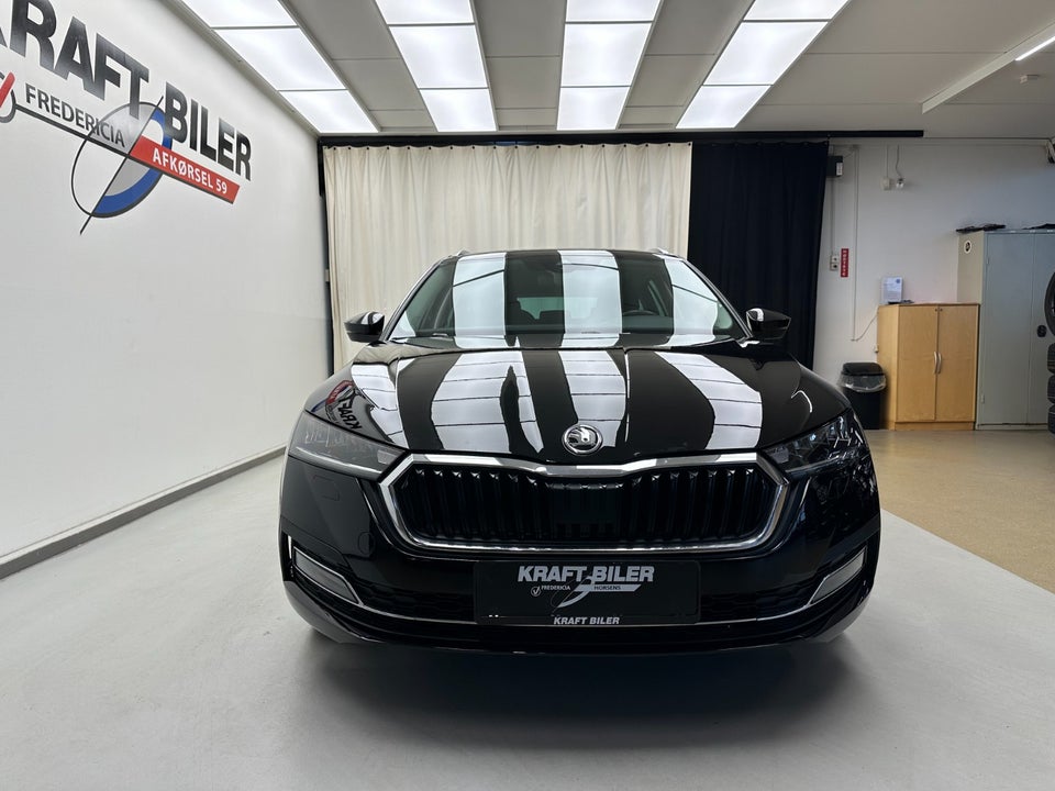 Skoda Octavia 1,4 TSi iV Plus Combi DSG 5d