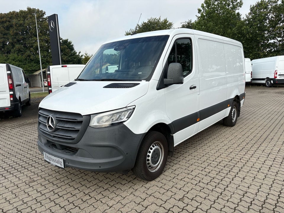 Mercedes Sprinter 319 3,0 CDi A2 Kassevogn aut. RWD