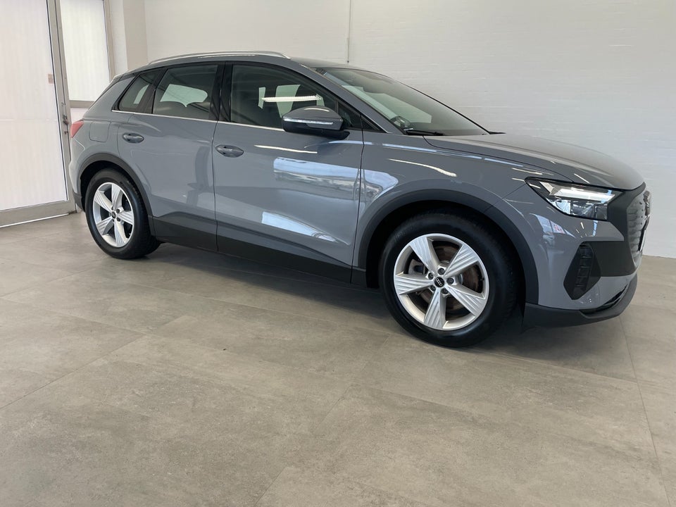 Audi Q4 e-tron 45 Progress quattro 5d