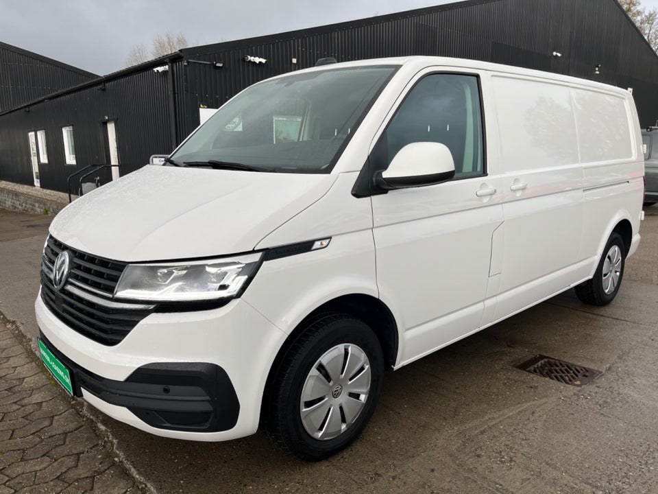 VW Transporter 2,0 TDi 150 Kassevogn DSG lang