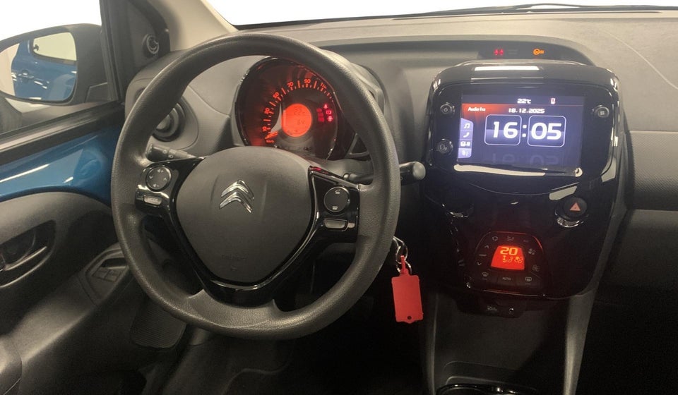 Citroën C1 1,0 VTi Shine 5d