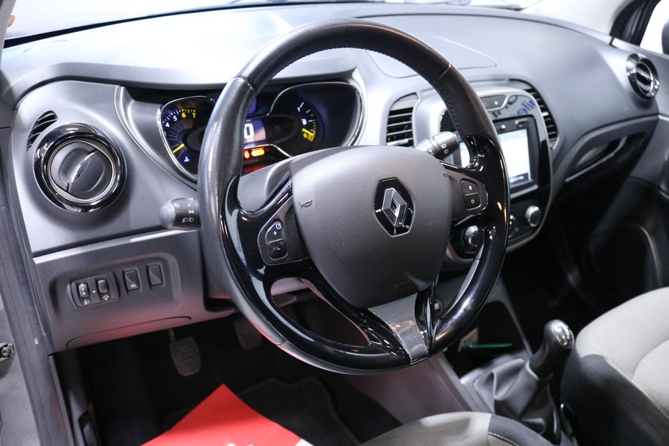 Renault Captur 0,9 TCe 90 Formula Edition 5d