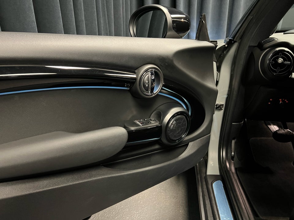 MINI Cooper SE Edition Premium Plus 3d