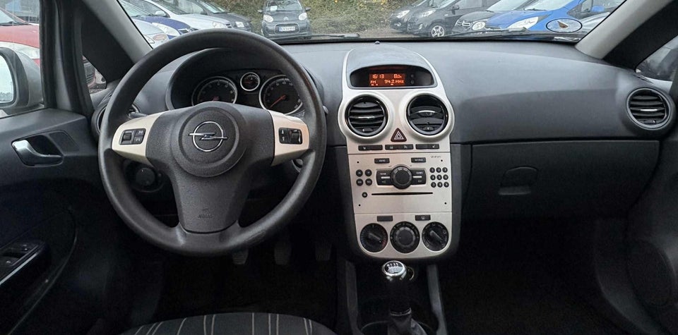 Opel Corsa 1,2 16V Enjoy 5d
