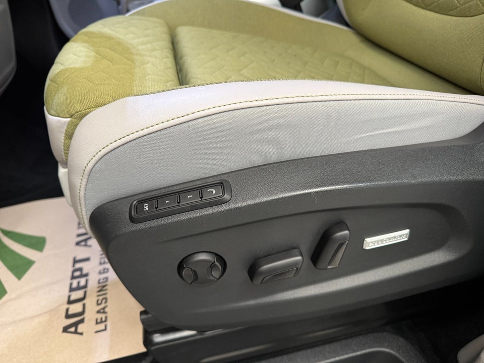 VW ID.Buzz 77 Style SWB 5d