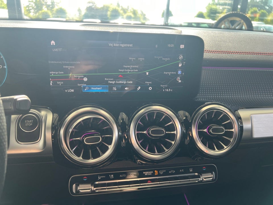 Mercedes EQB250 AMG Line 5d