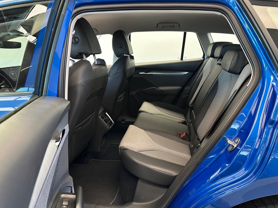 Skoda Enyaq 50 iV 5d