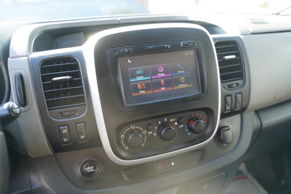 Renault Trafic T29 1,6 dCi 140 L2H1