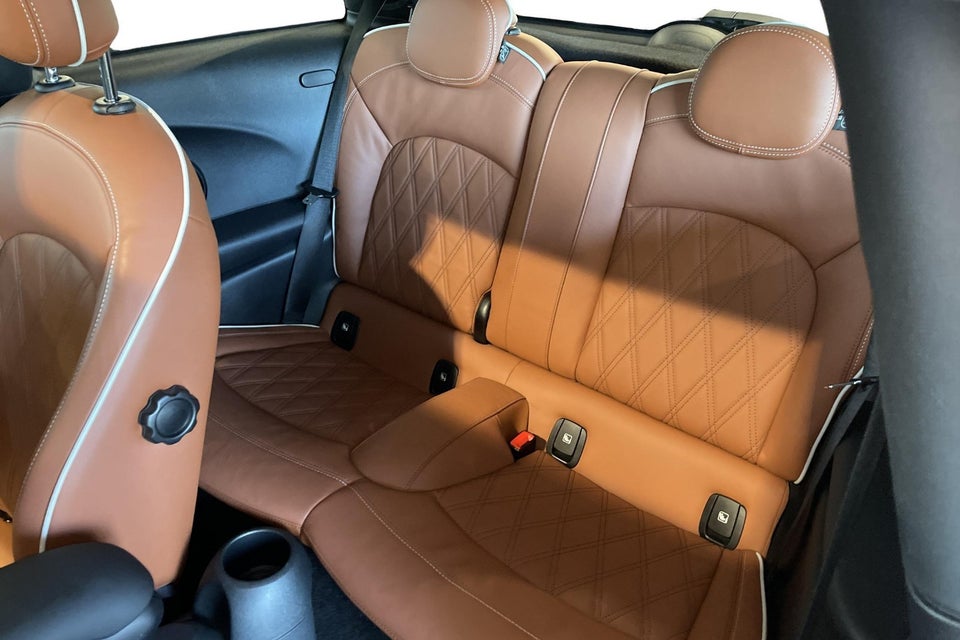 MINI Cooper SE Yours Trim 3d