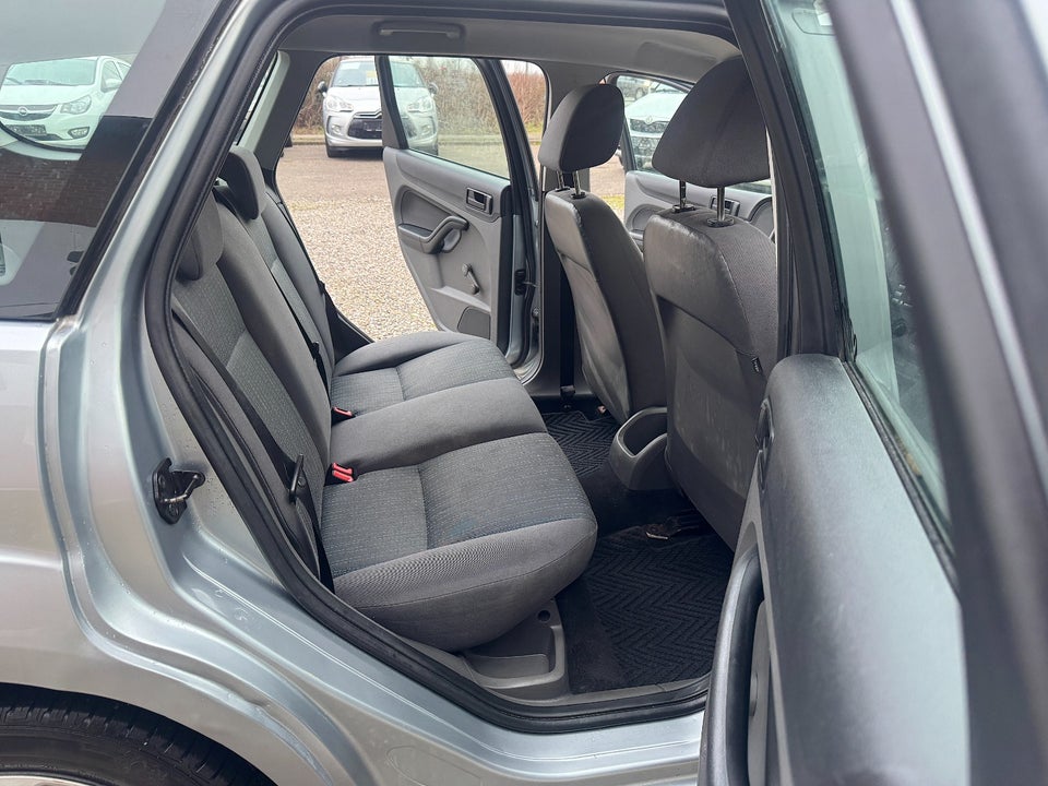 Ford Focus 1,4 Trend stc. 5d