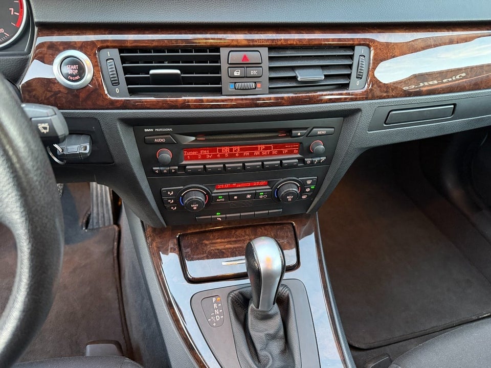 BMW 325i 2,5 aut. 4d
