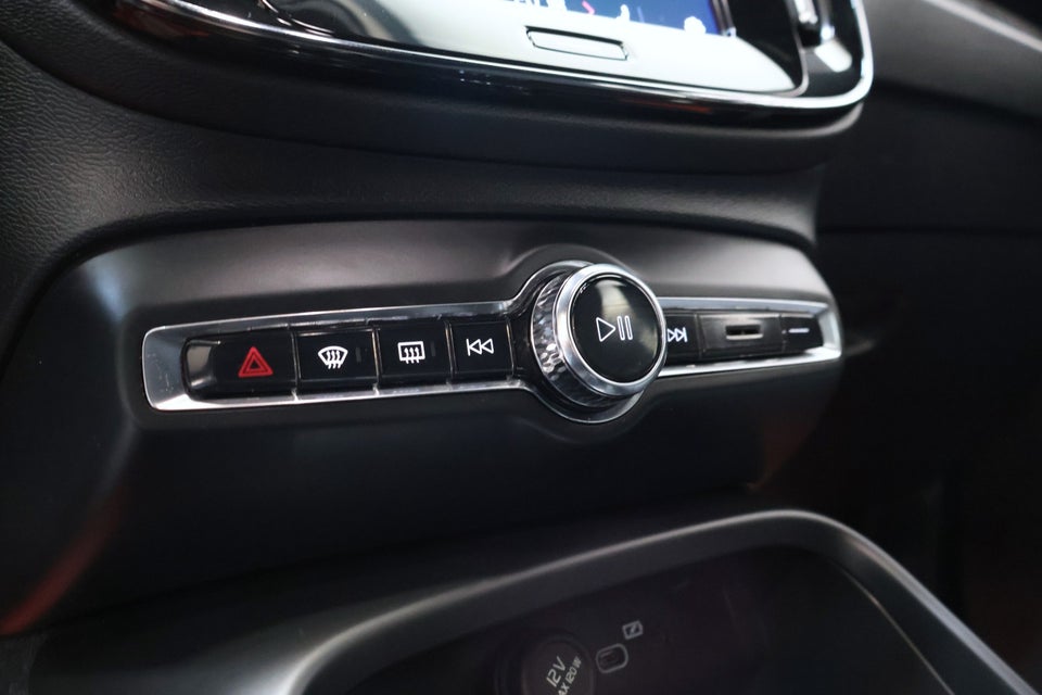 Volvo XC40 P6 ReCharge Core 5d