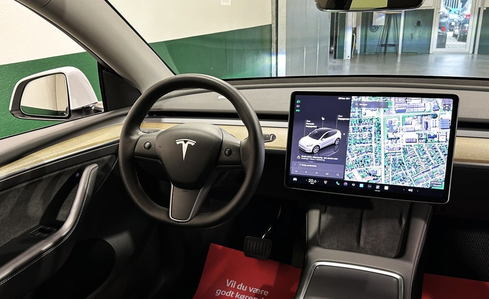 Tesla Model Y RWD 5d
