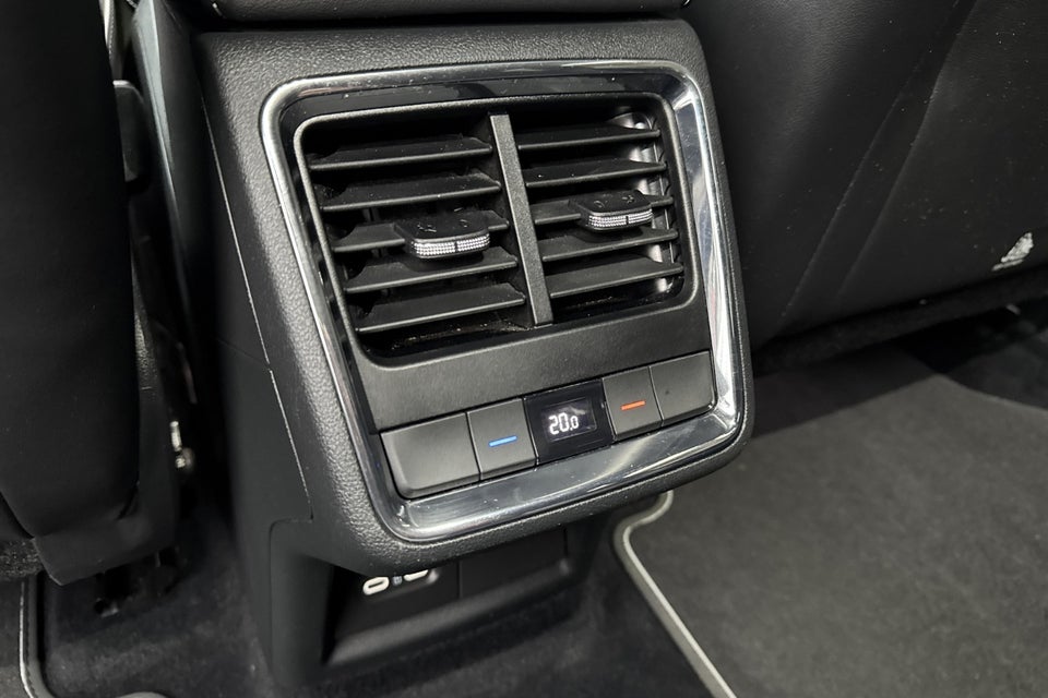 Skoda Enyaq 80x iV Sportline 5d